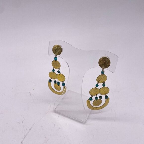 Hammered Disc Dangle Drop Blue Bead Earrings Gold Tone - Picture 2 of 4